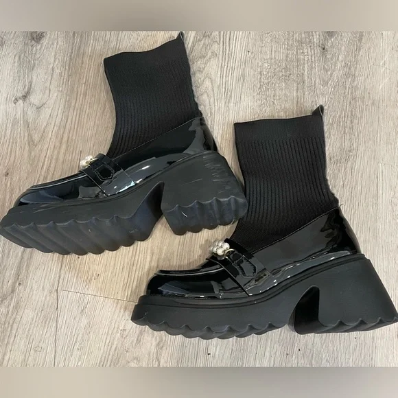 Elegant Women's Platform Sock Boots with Pearl Detail Black size 38 - Picture 5 of 11